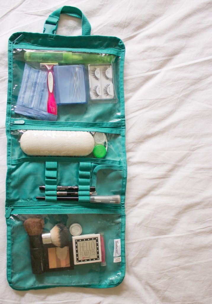 Keep your toiletries organized with Thirty One!